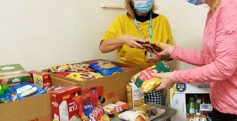 Sbírka potravin a ošacení na Magistrátu města Ostravy 2020