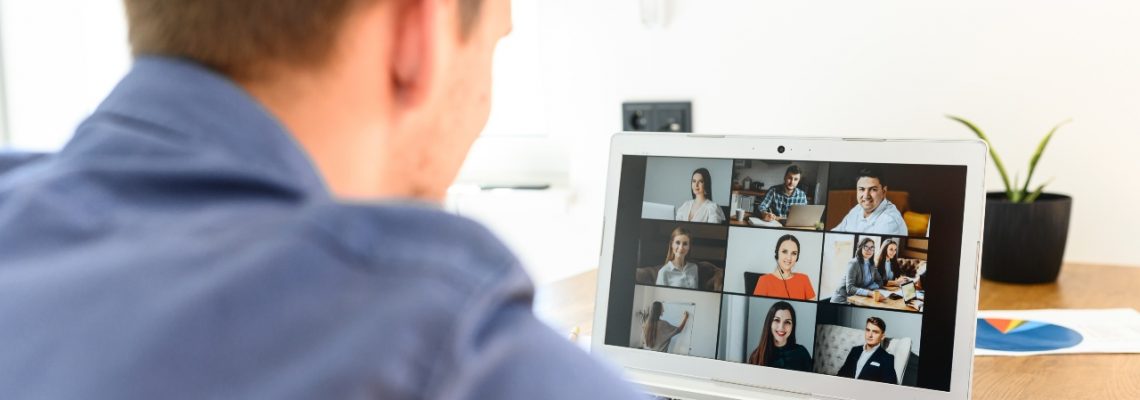 videohovor_seminář_AdobeStock_346117565