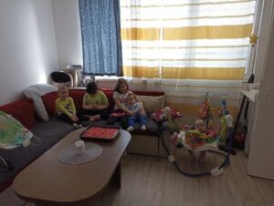 Obrázky ze soutěže Místo zvané domov, projekt Sociální bydlení v Ostravě. web Sociální věci Ostrava